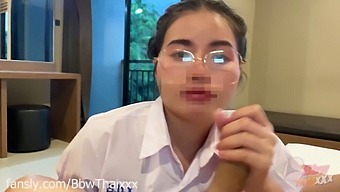 Pelajar Sekolah Yang Bermain-Main Diliwat Oleh Alumni Dalam Video Hd